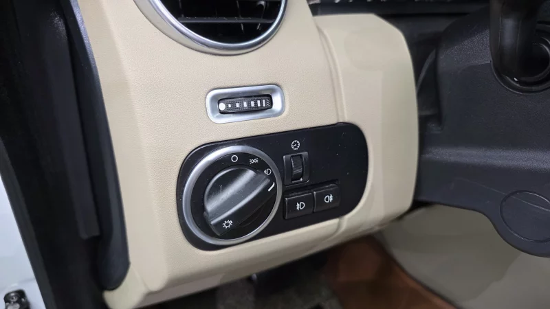 Land Rover DISCOVERY