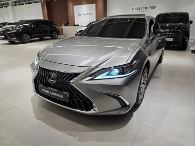 Lexus ES300h