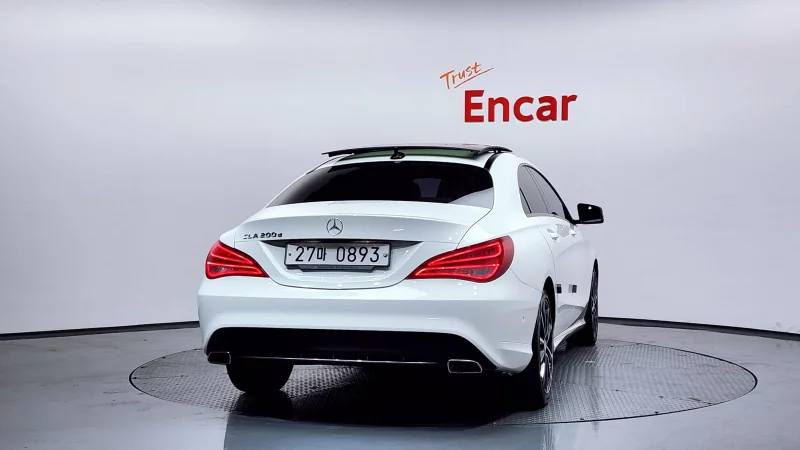 Mercedes-Benz CLA-Class