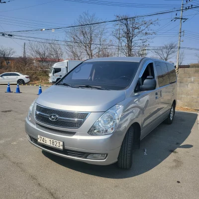 Hyundai Grand Starex