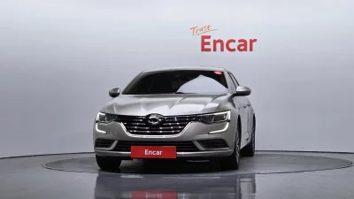 Renault SM6