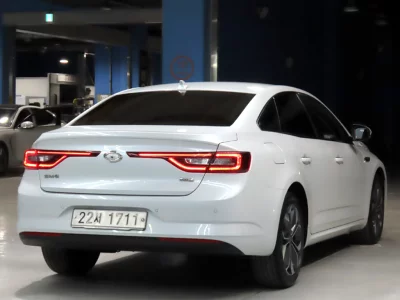 Renault SM6
