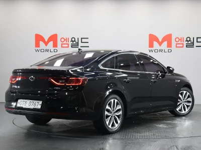 Renault SM6
