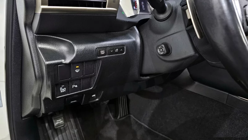 Lexus IS200t