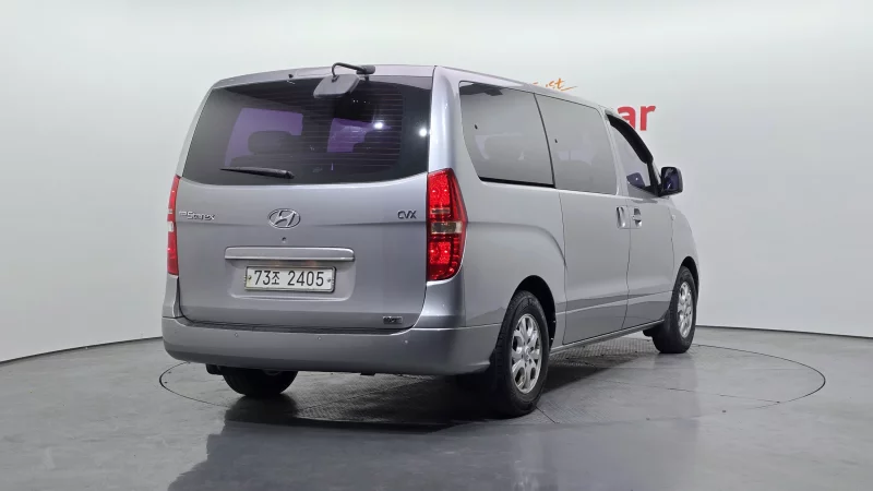 Hyundai Grand Starex