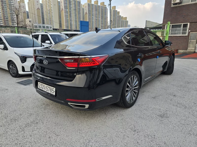 Kia K7
