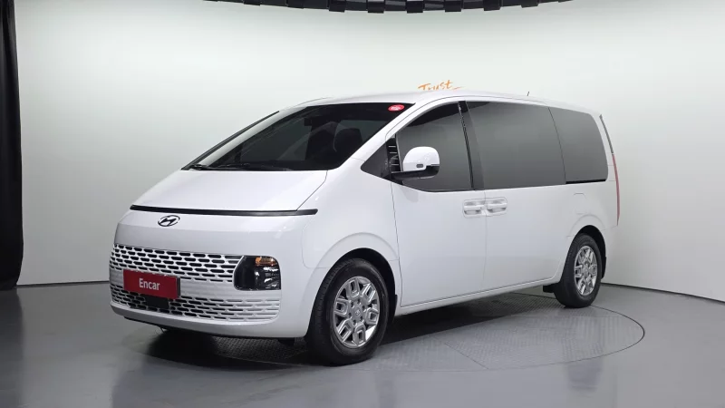 Hyundai Staria