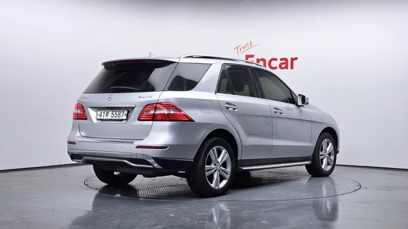 Mercedes-Benz M-class