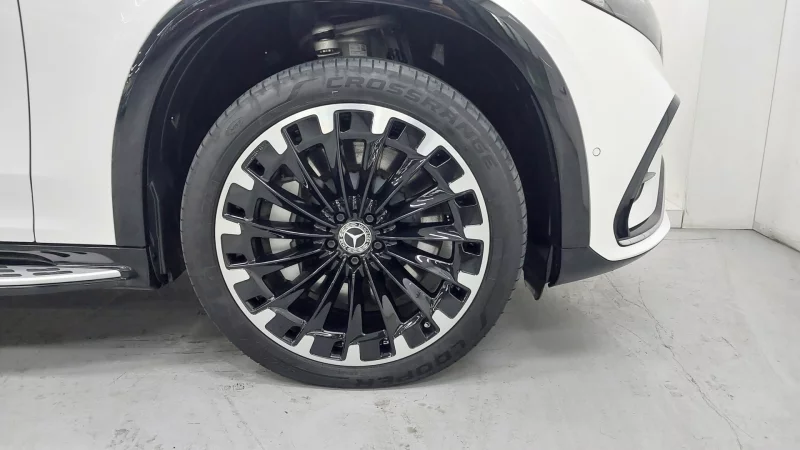 Mercedes-Benz EQS SUV