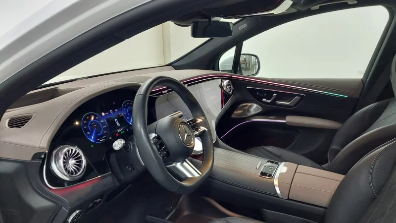 Mercedes-Benz EQS SUV