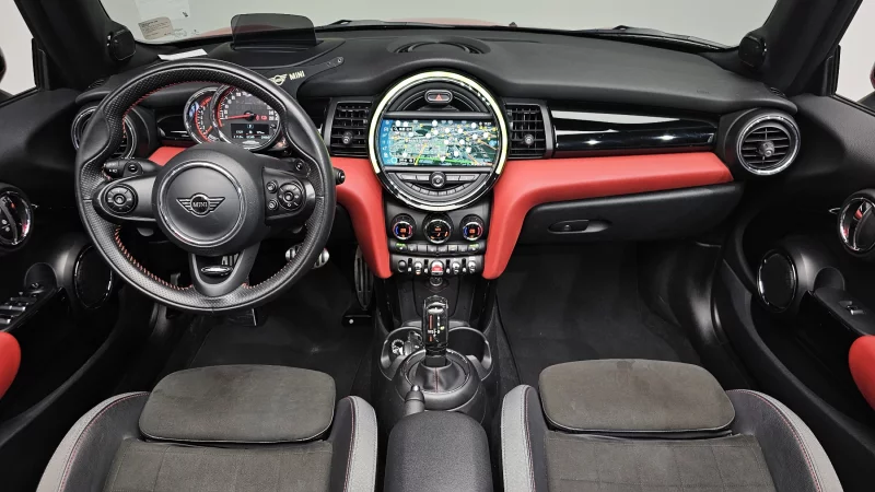 MINI Cooper Convertible