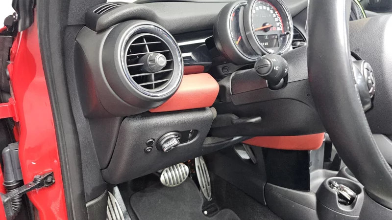 MINI Cooper Convertible