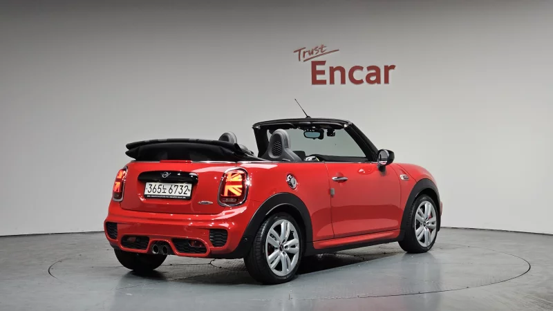MINI Cooper Convertible