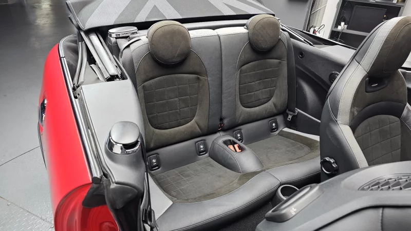 MINI Cooper Convertible