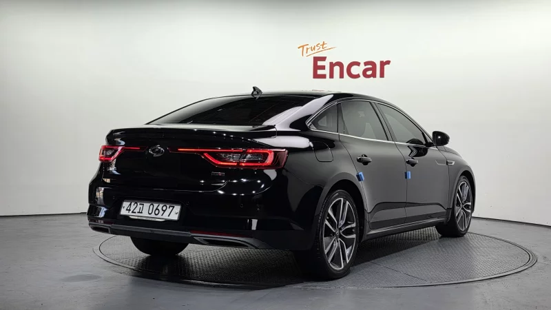 Renault Samsung SM6