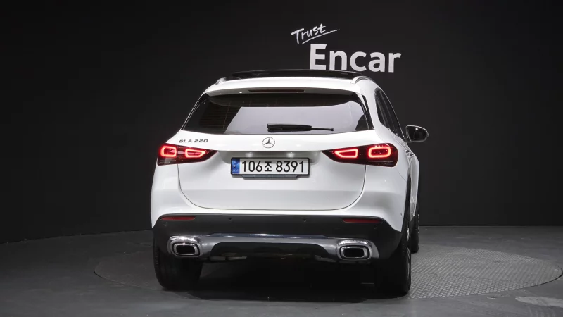 Mercedes-Benz GLA-Class