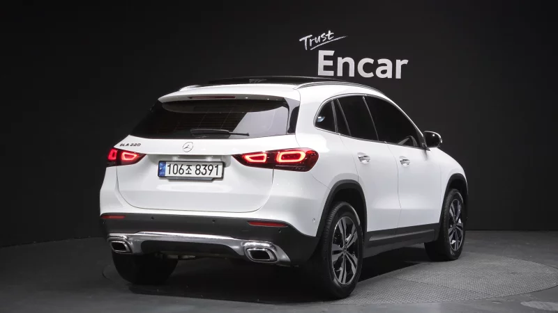 Mercedes-Benz GLA-Class