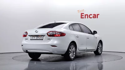 Renault SM3