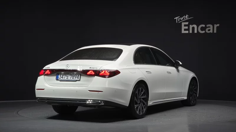 Mercedes-Benz E-Class