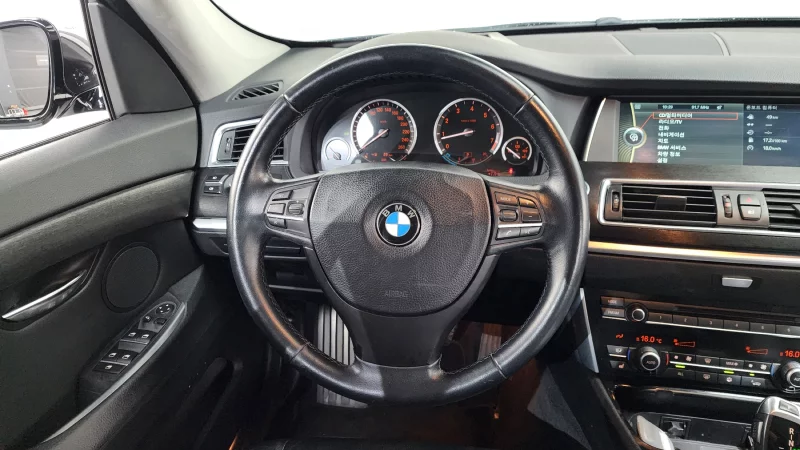 BMW 5-Series Gran Turismo