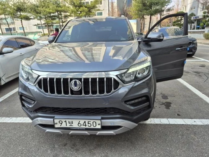 SsangYong Rexton Sports Khan