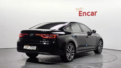 Renault SM6