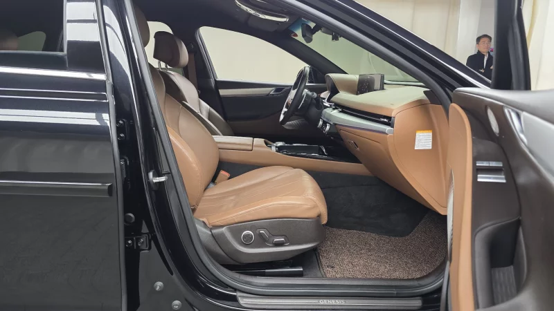 Genesis Electrified G80