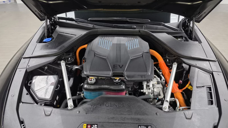 Genesis Electrified G80