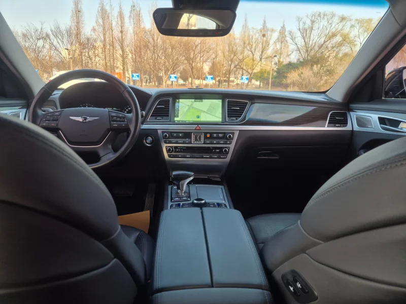 Genesis G80