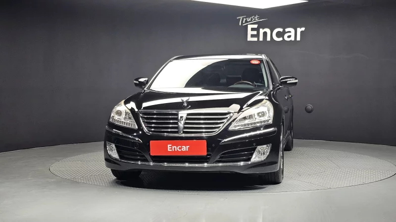 Hyundai Equus