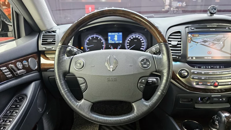 SsangYong Chairman W