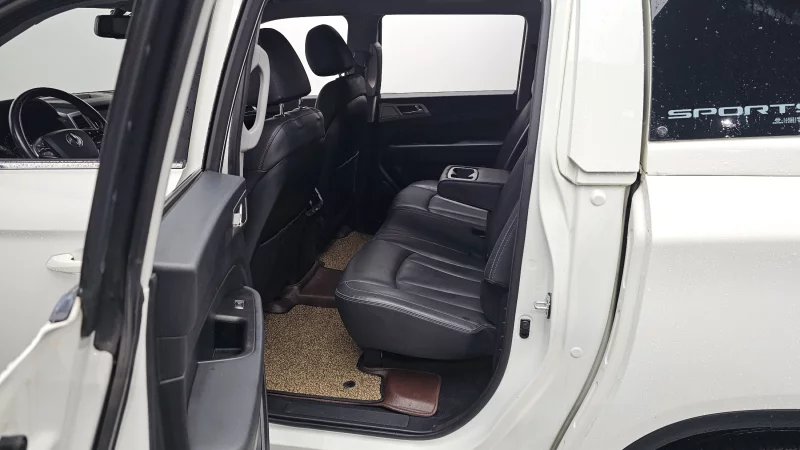 SsangYong Rexton Sports