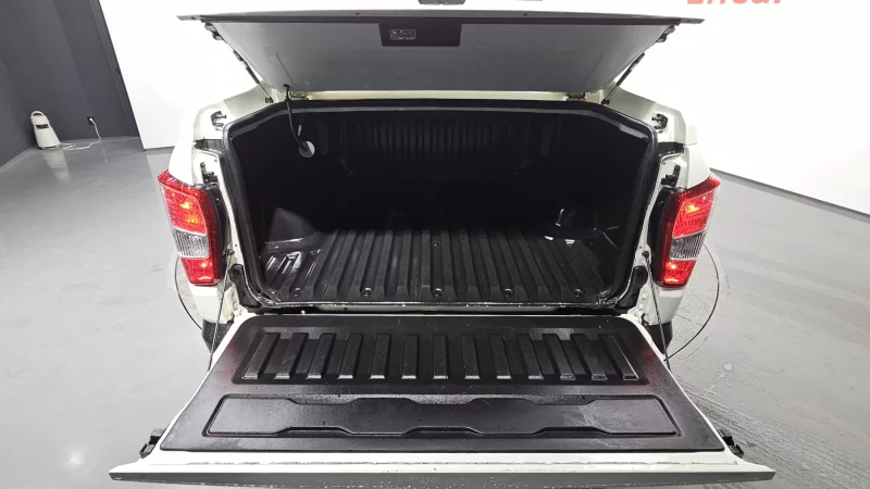 SsangYong Rexton Sports