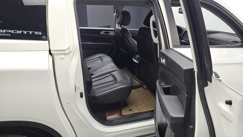 SsangYong Rexton Sports