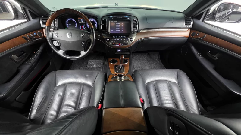 SsangYong Chairman W