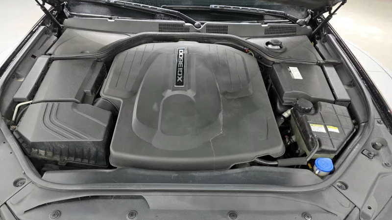 SsangYong Chairman W