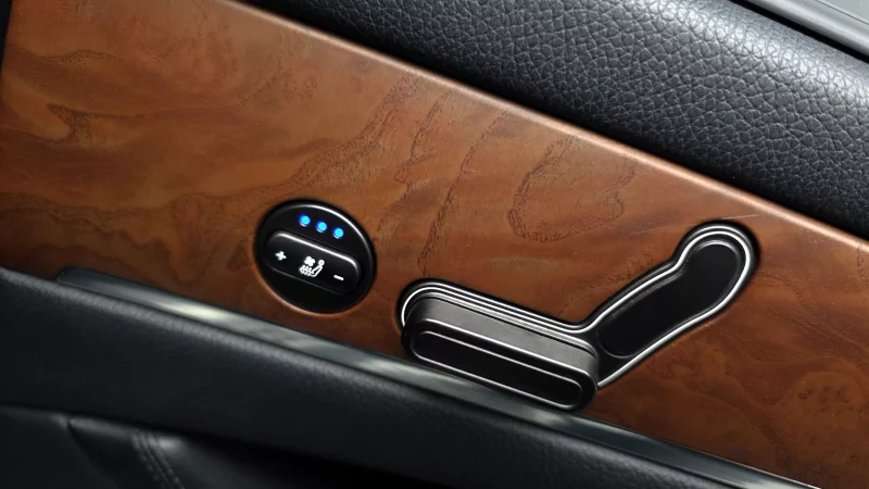 SsangYong Chairman W