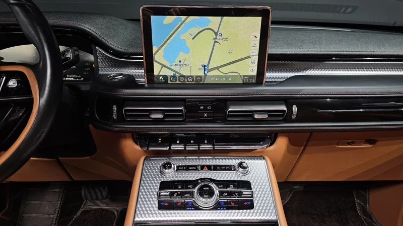 Lincoln Aviator
