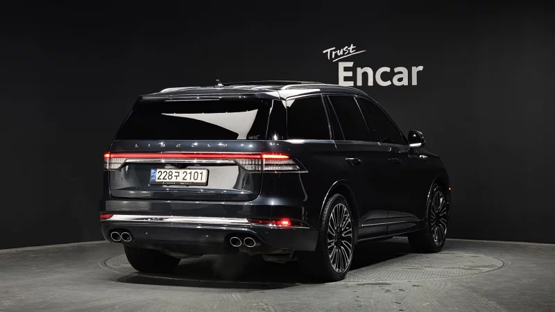 Lincoln Aviator