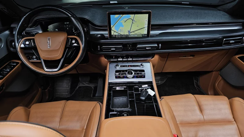 Lincoln Aviator