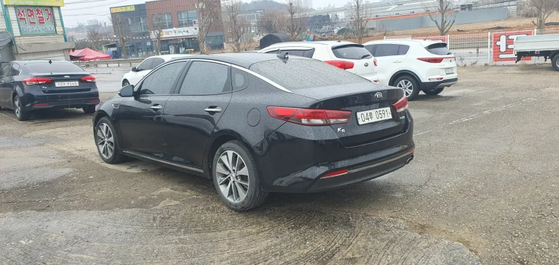 Kia K5