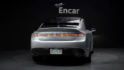 Lincoln Mkz