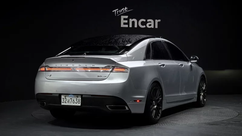 Lincoln MKZ