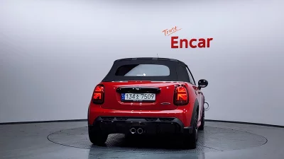 MINI Cooper Convertible