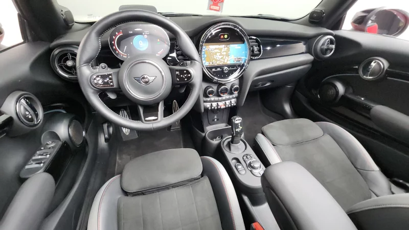 MINI Cooper Convertible