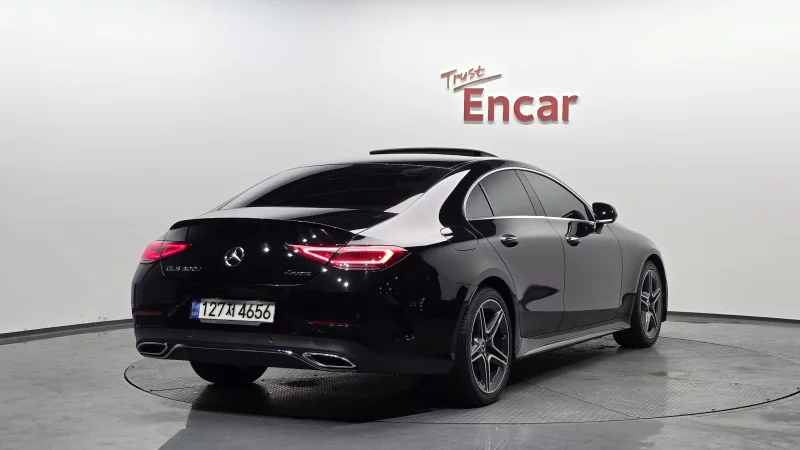 Mercedes-Benz CLS-Class