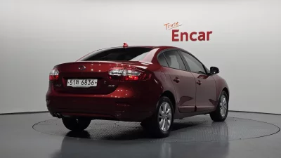 Renault SM3