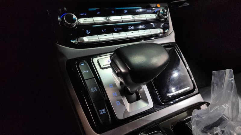 Genesis EQ900