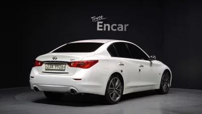 Infiniti Q50