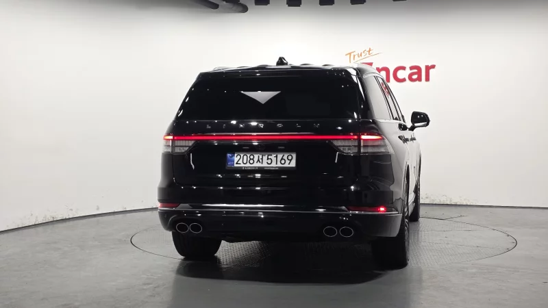 Lincoln Aviator